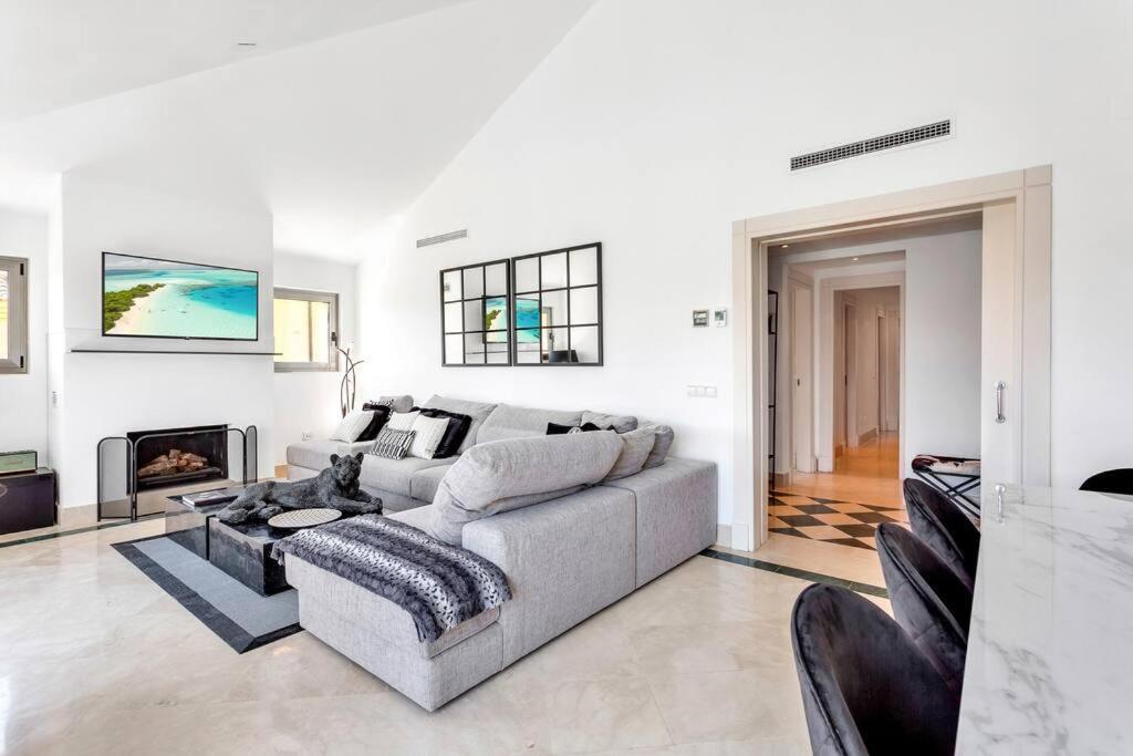 Yolo Spaces - Sotogrande Sea View Penthouse San Roque  Εξωτερικό φωτογραφία