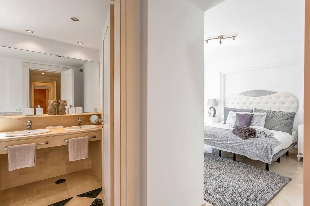 Yolo Spaces - Sotogrande Sea View Penthouse San Roque  Εξωτερικό φωτογραφία