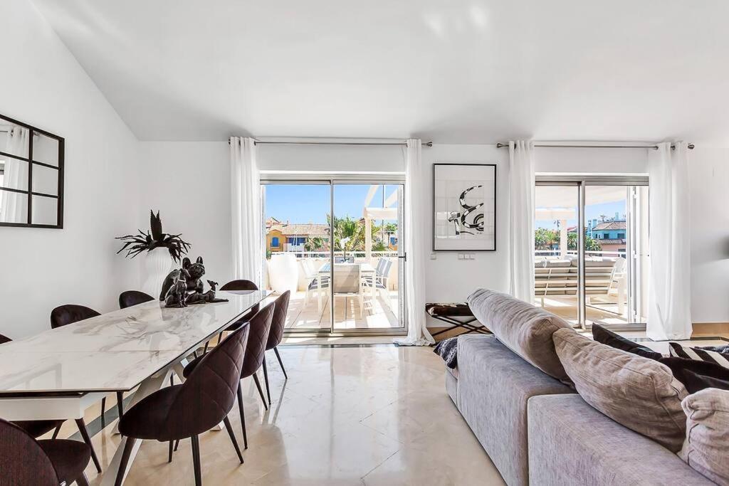 Yolo Spaces - Sotogrande Sea View Penthouse San Roque  Εξωτερικό φωτογραφία