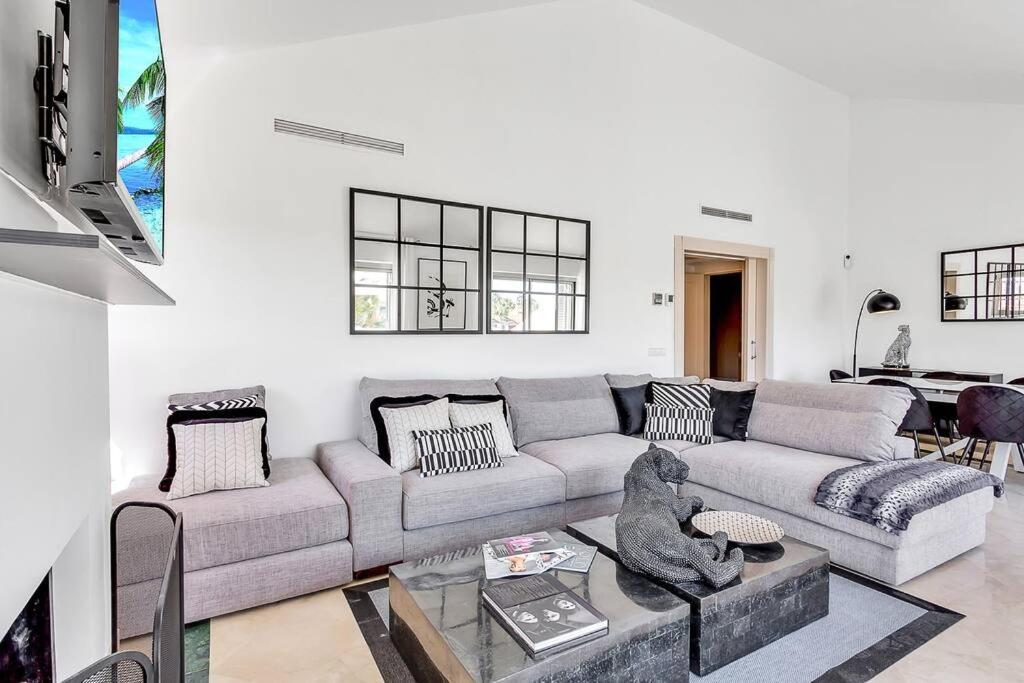 Yolo Spaces - Sotogrande Sea View Penthouse San Roque  Εξωτερικό φωτογραφία