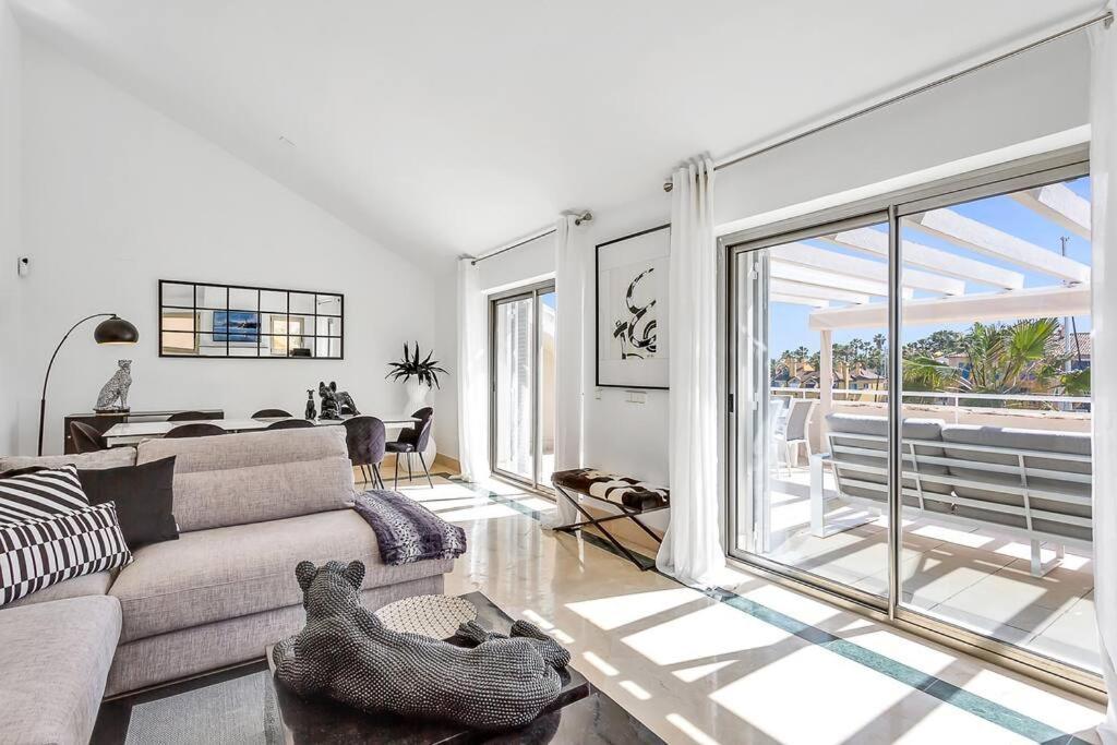 Yolo Spaces - Sotogrande Sea View Penthouse San Roque  Εξωτερικό φωτογραφία