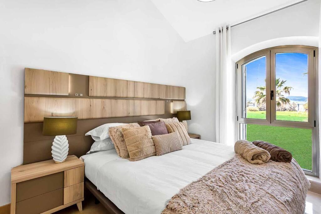 Yolo Spaces - Sotogrande Sea View Penthouse San Roque  Εξωτερικό φωτογραφία